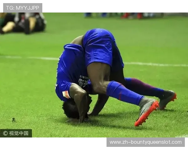 越南队门将阮忠坚：虽丢两球但多次扑救，为球队逆转奠定基础